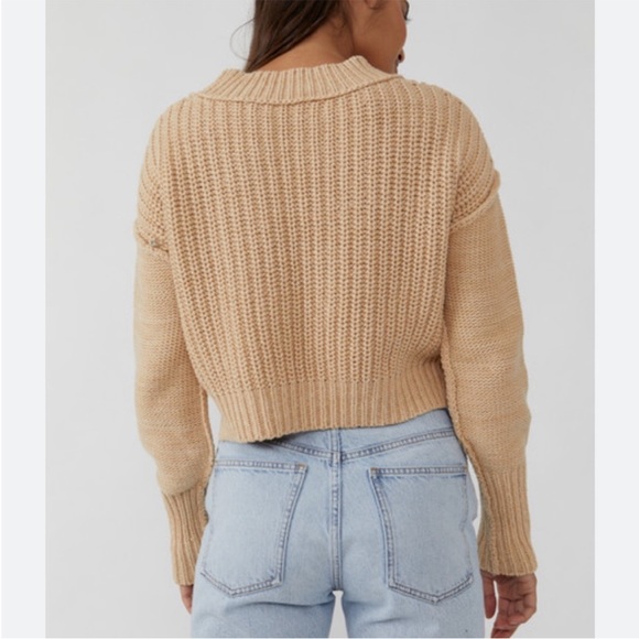 NWT FREE PEOPLE BELL SONG PULLOVER
Color: SANDCASTLE - Picture 3 of 7